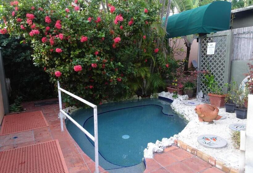 호텔 Suite Dreams Inn By The Beach