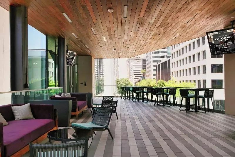 The Laura Hotel, Houston Downtown, Autograph Collection