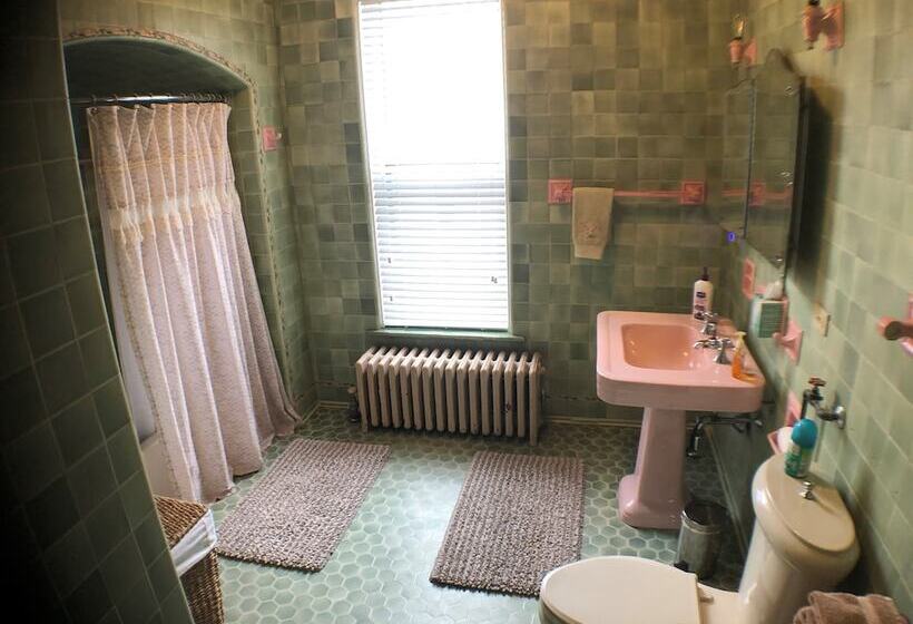 호텔 The Parsonage Inn B&b