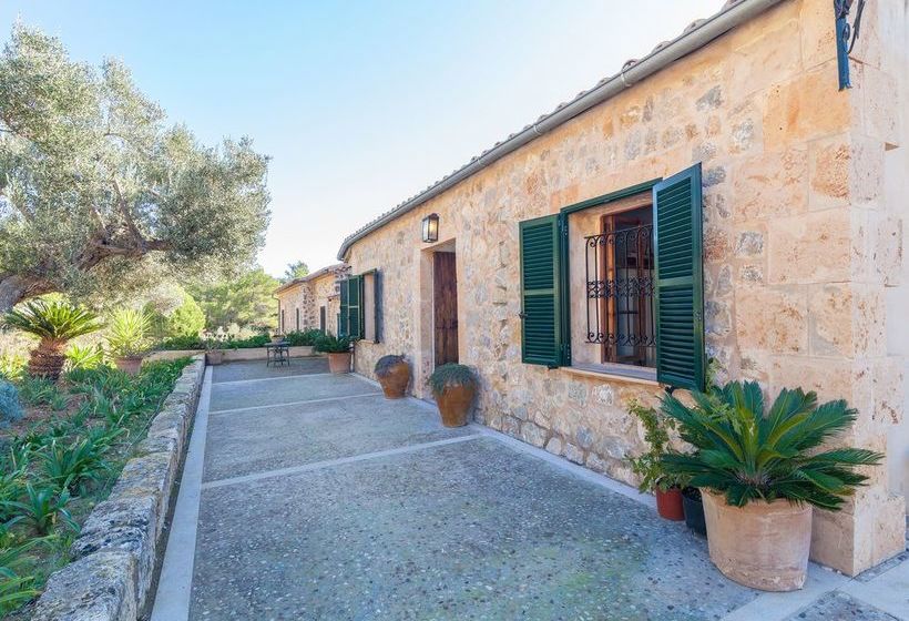 هتل V Finca Luisa