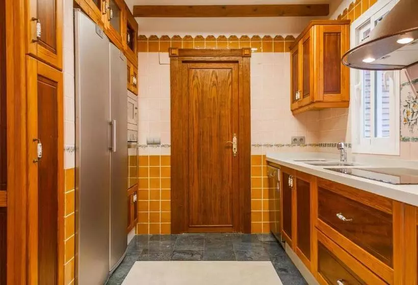 ホテル Villa Vista Lara Canovas Nerja