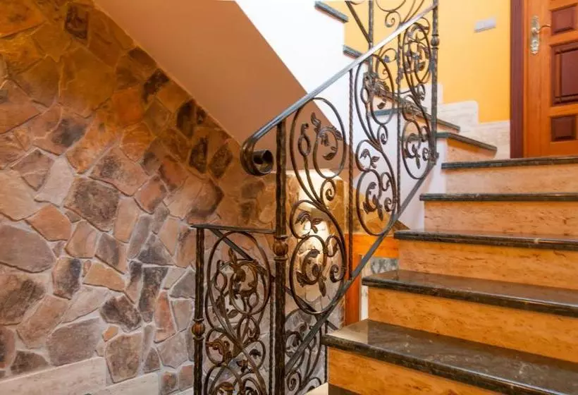 ホテル Villa Vista Lara Canovas Nerja