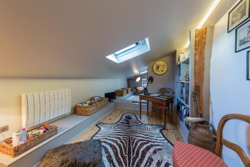 Отель Zenbreak Suite Hemingway