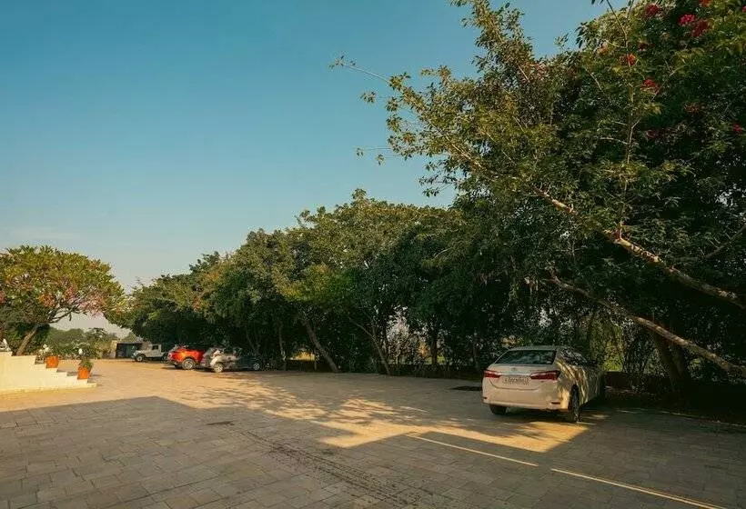 ホテル Abhyaran Resort & Spa Ranthambore