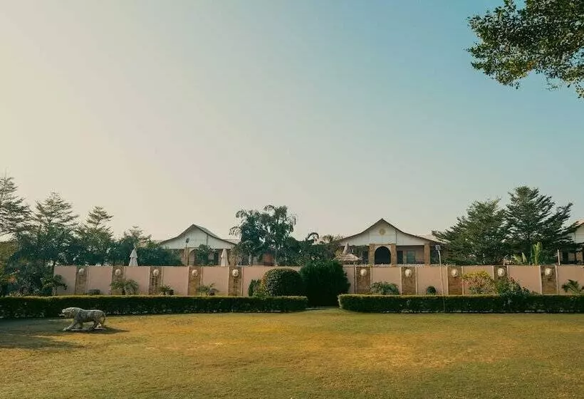 ホテル Abhyaran Resort & Spa Ranthambore