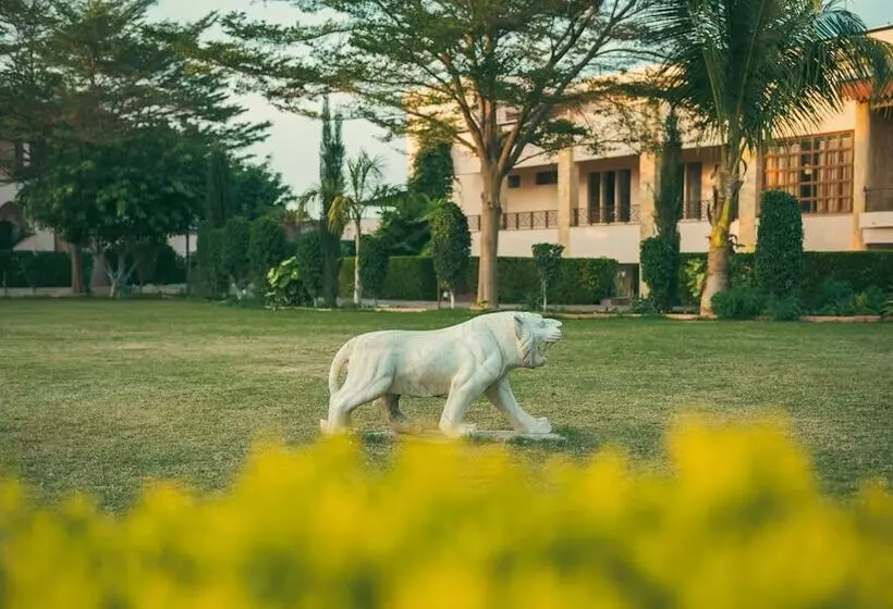 ホテル Abhyaran Resort & Spa Ranthambore