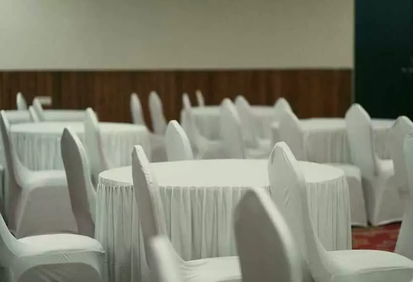 ホテル Abhyaran Resort & Spa Ranthambore