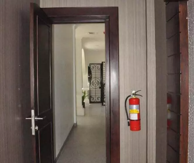 هتل Casa De Wanea