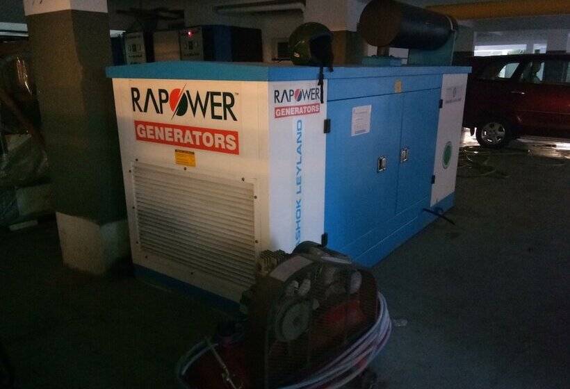 Hotel Challenger Residency