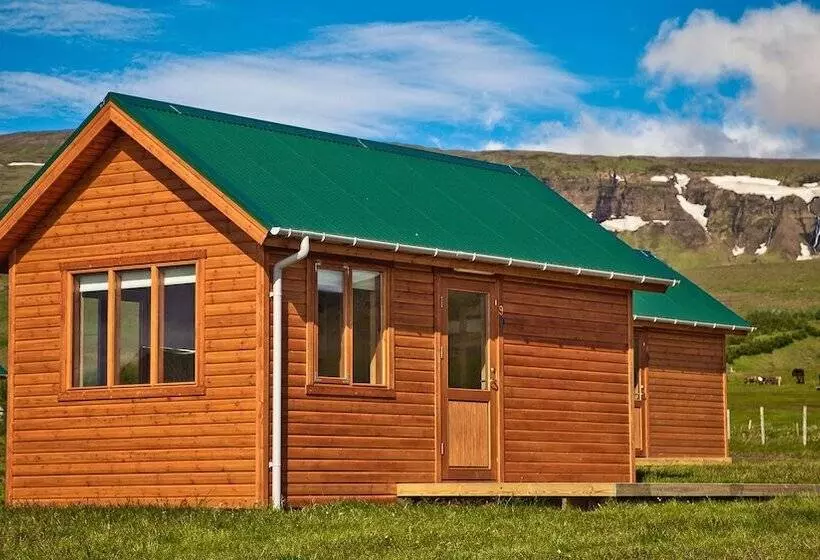 هتل Hvammstangi Cottages