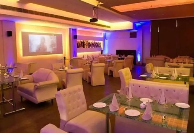 Click Hotel Kohinoor, Ludhiana
