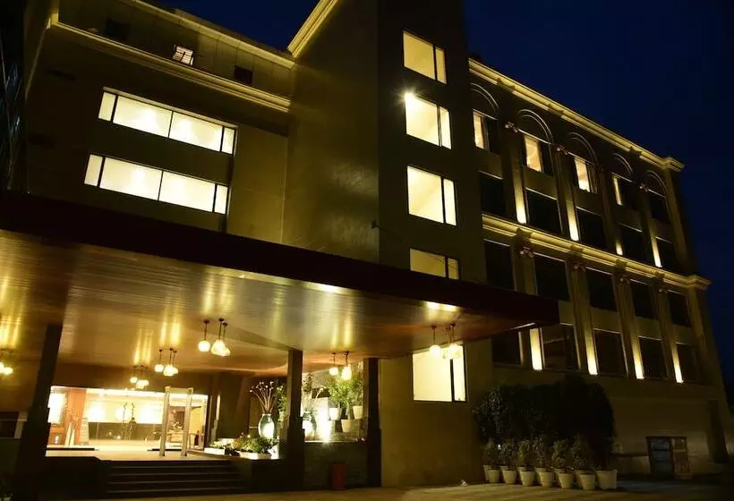Lemon Tree Hotel Siliguri