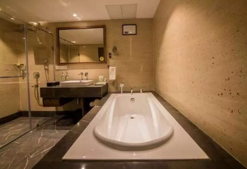 Lemon Tree Hotel Siliguri