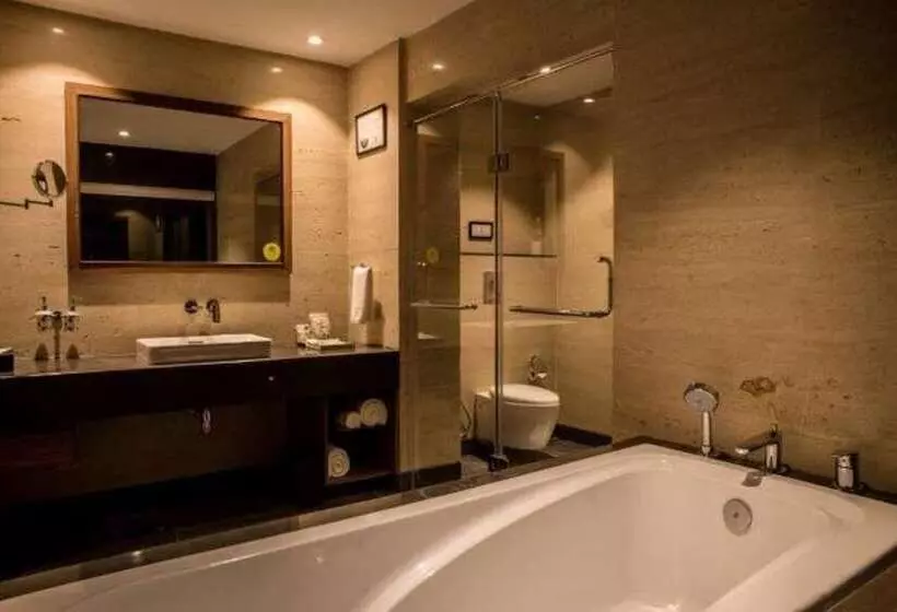 Lemon Tree Hotel Siliguri