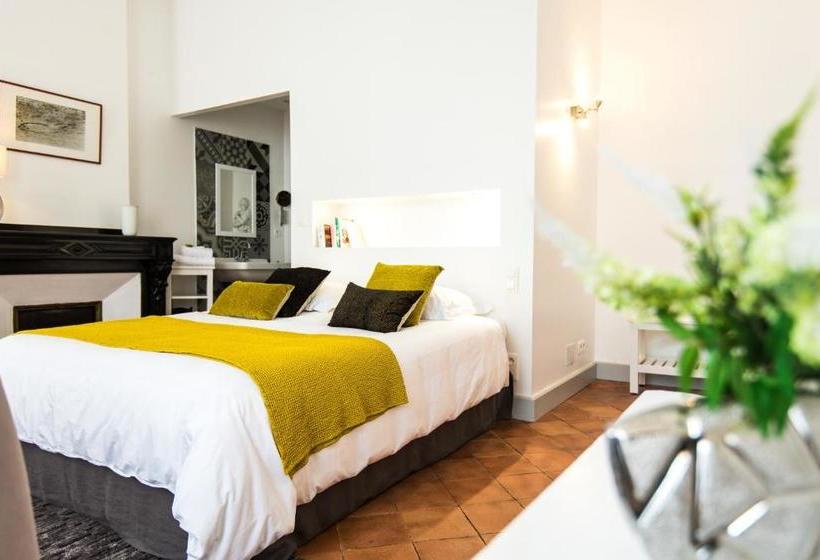 호텔 B&b Les Chambres D Aimé