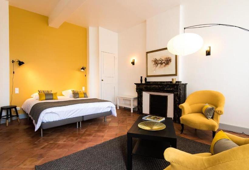 호텔 B&b Les Chambres D Aimé