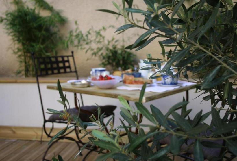 호텔 B&b Les Chambres D Aimé