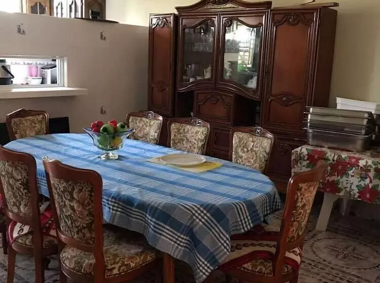 هتل Marcie Guesthouse Hôtel And Restaurant