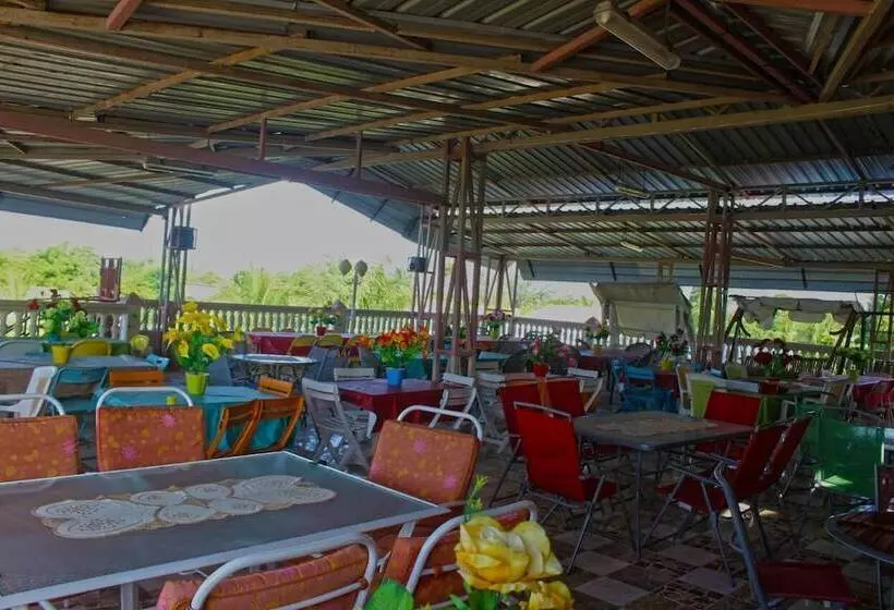 هتل Marcie Guesthouse Hôtel And Restaurant