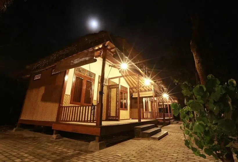 ホテル Nirvana Gili Sudak