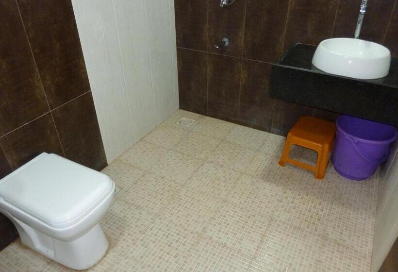 בית מלון כפרי Orient Palace