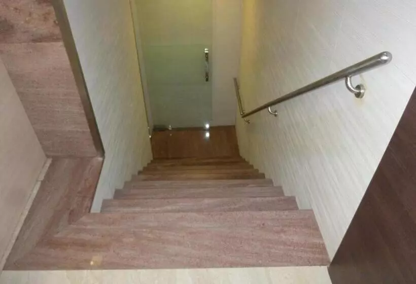 هتل Orient Palace