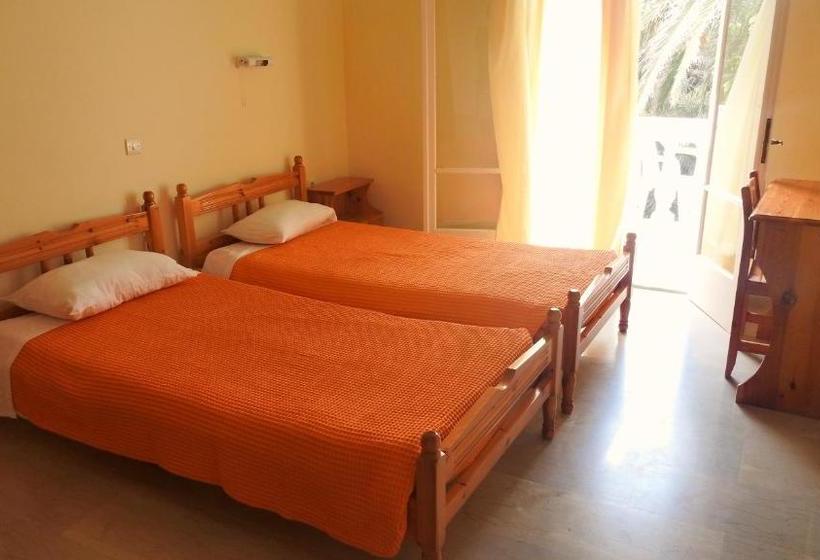 هتل Pink House Socrates