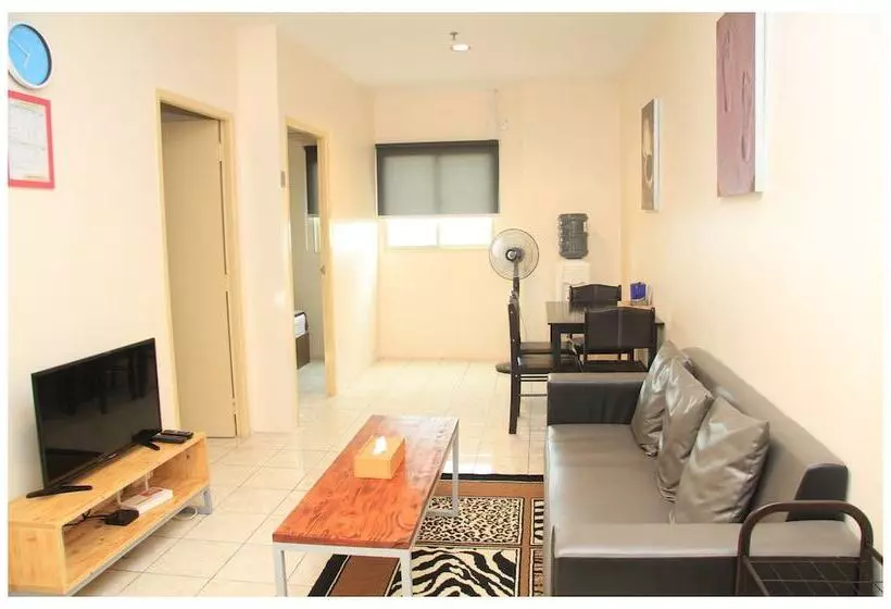ホテル Apartment Queen Victoria Batam