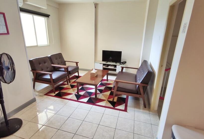 فندق Apartment Queen Victoria Batam