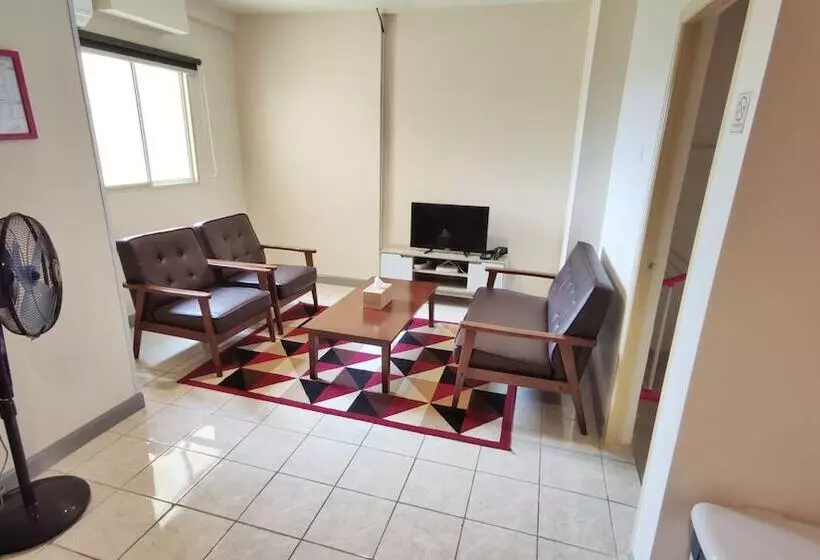 ホテル Apartment Queen Victoria Batam