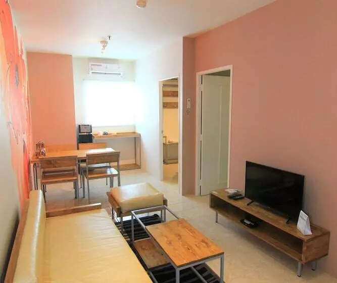 ホテル Apartment Queen Victoria Batam