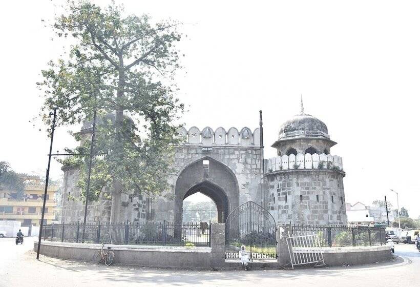 Hotel Royal Front Residency