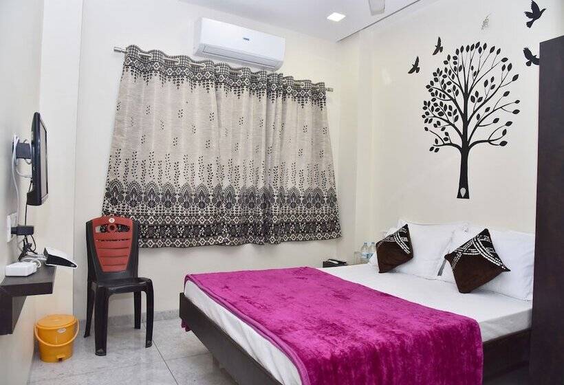 Hotel Royal Front Residency