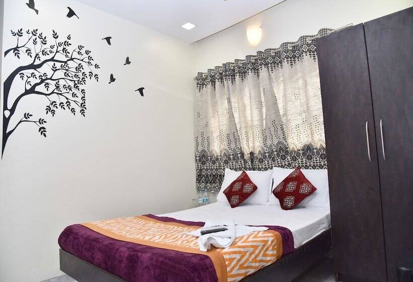 Hotel Royal Front Residency