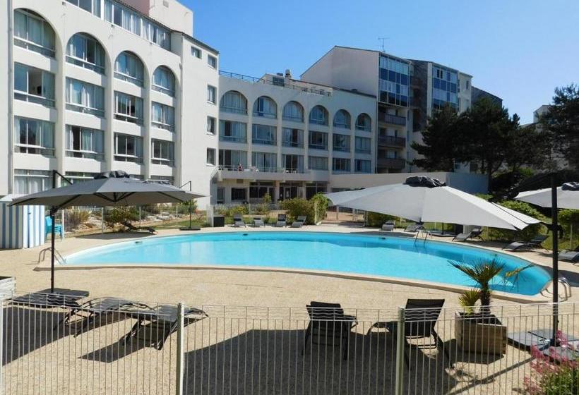 هتل Residence New Rochelle