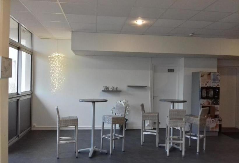 هتل Residence New Rochelle