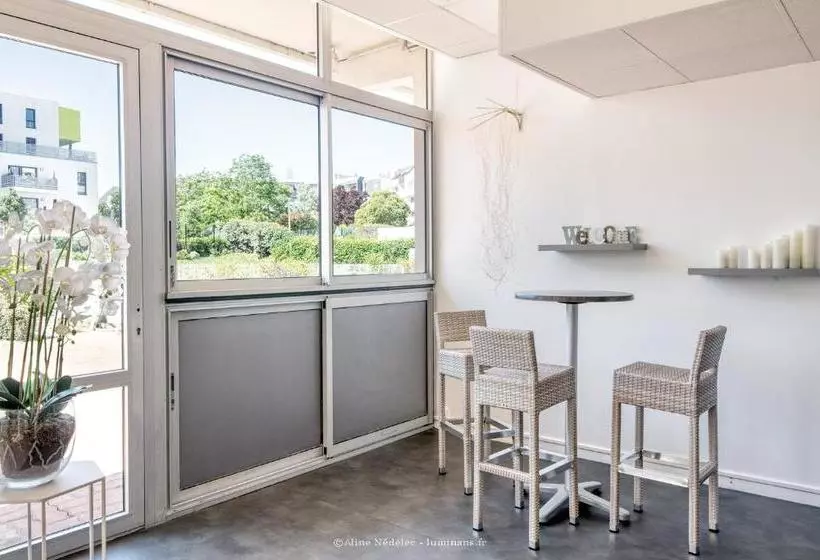 ホテル Residence New Rochelle