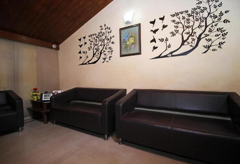 Super Hotel O Sai Leela