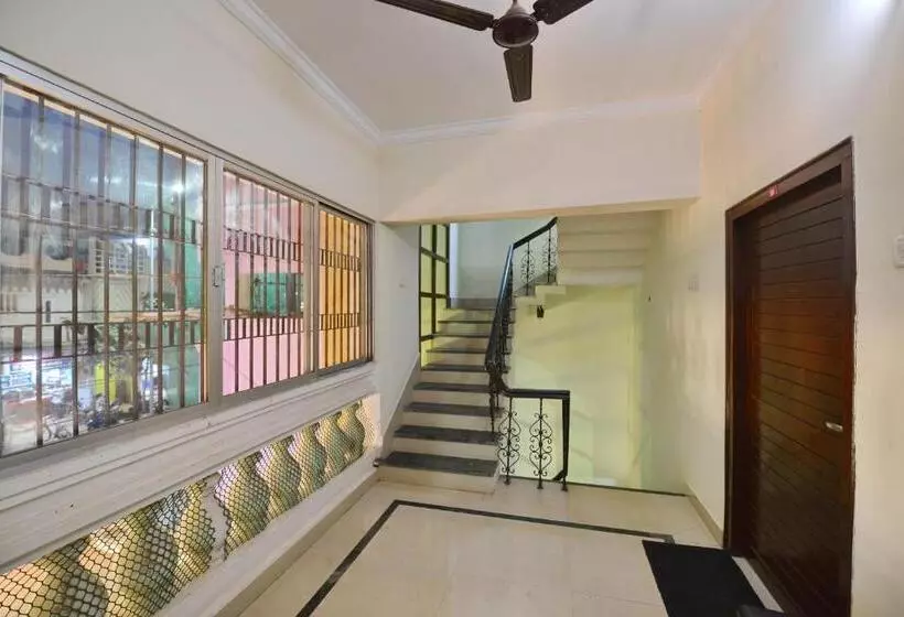 Super Hotel O Sai Leela