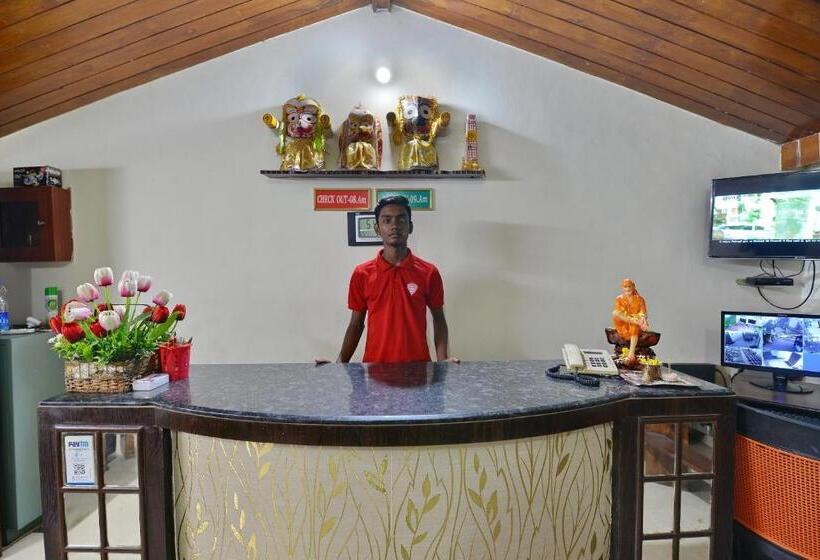 Super Hotel O Sai Leela