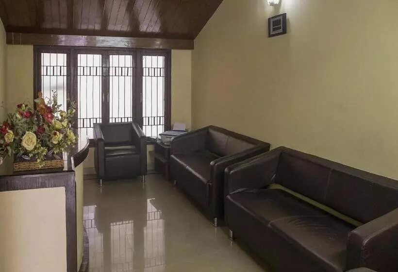 Super Hotel O Sai Leela