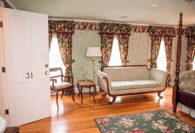 Hotelli Springside Inn