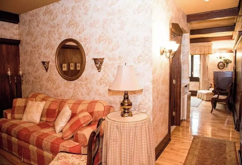 Hotelli Springside Inn