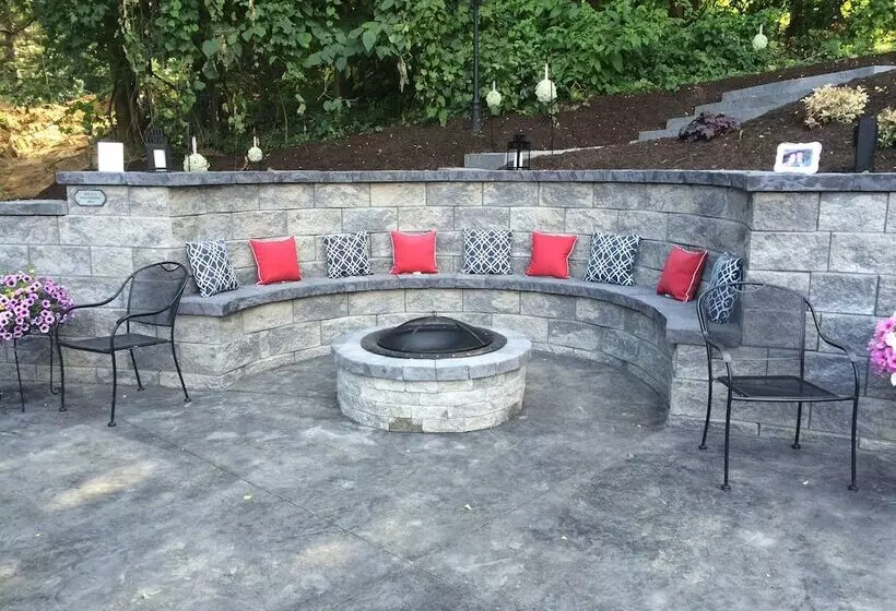 Hotelli Springside Inn