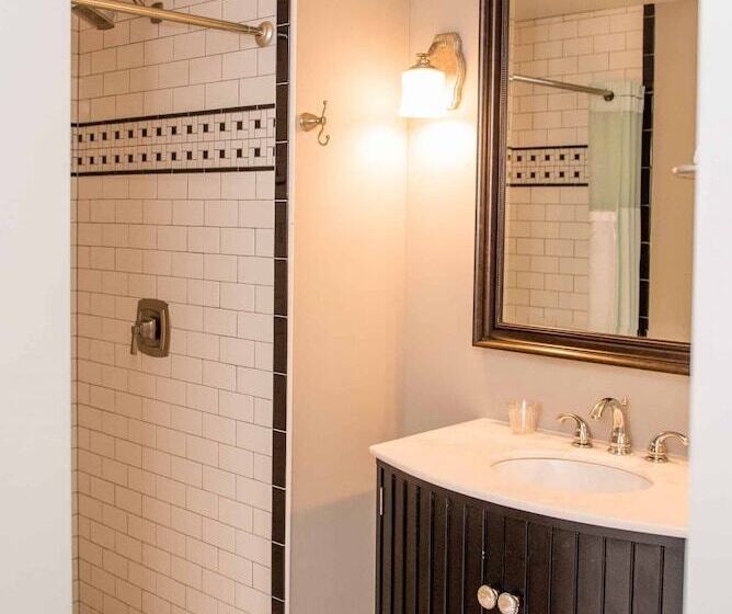 בית מלון כפרי Springside Inn