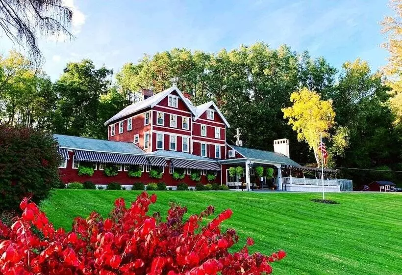 Hotelli Springside Inn
