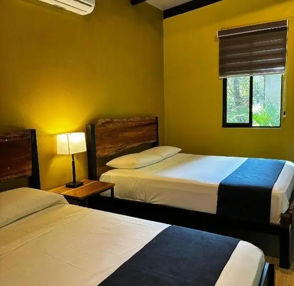 ホテル Bamboo River Lodge