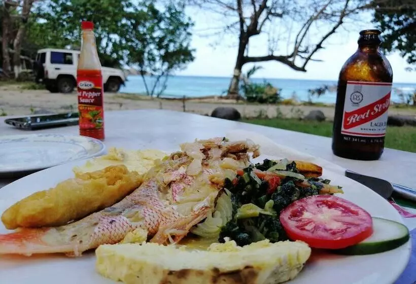 هتل All Nations Guest House