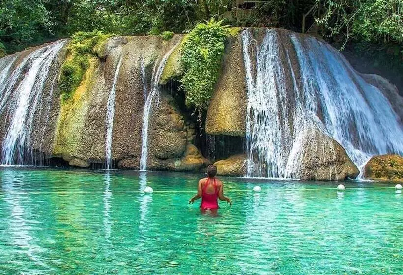 هتل All Nations Guest House