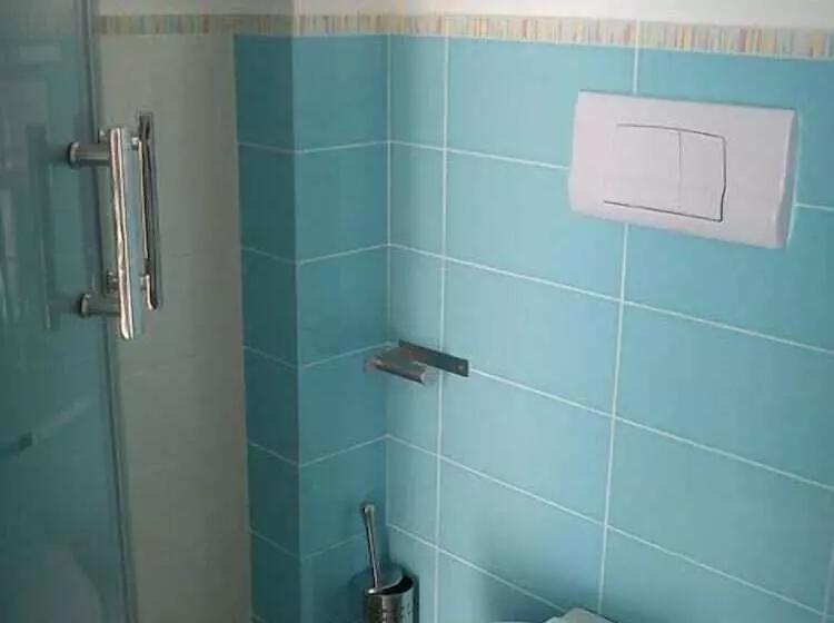 هتل L Alberghetto B&b